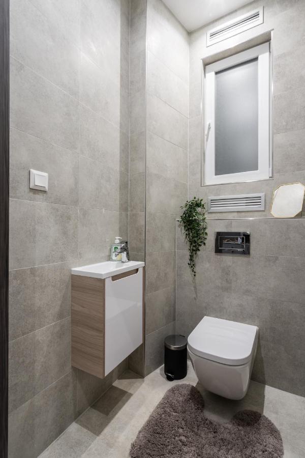 Buenos Boutique - A/C, 2 Bathrms, Amazing View Διαμέρισμα Βουδαπέστη Εξωτερικό φωτογραφία